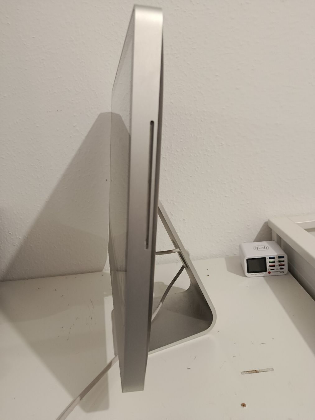 Apple PC: iMac 20" pouces Linux  – Usato da Le Grand-Saconnex venduto da lui_sj2n 3