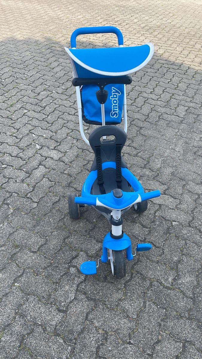 Smoby Smart Trike 4-in-1 in Blue Ready for Spring Adventur