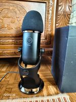 Blue Yeti X Mikrofon mit Boom Arm und Zubehör