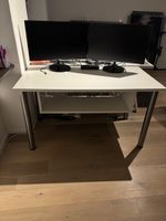 Gebrauchter Schreibtisch in gutem Zustand zu verkaufen