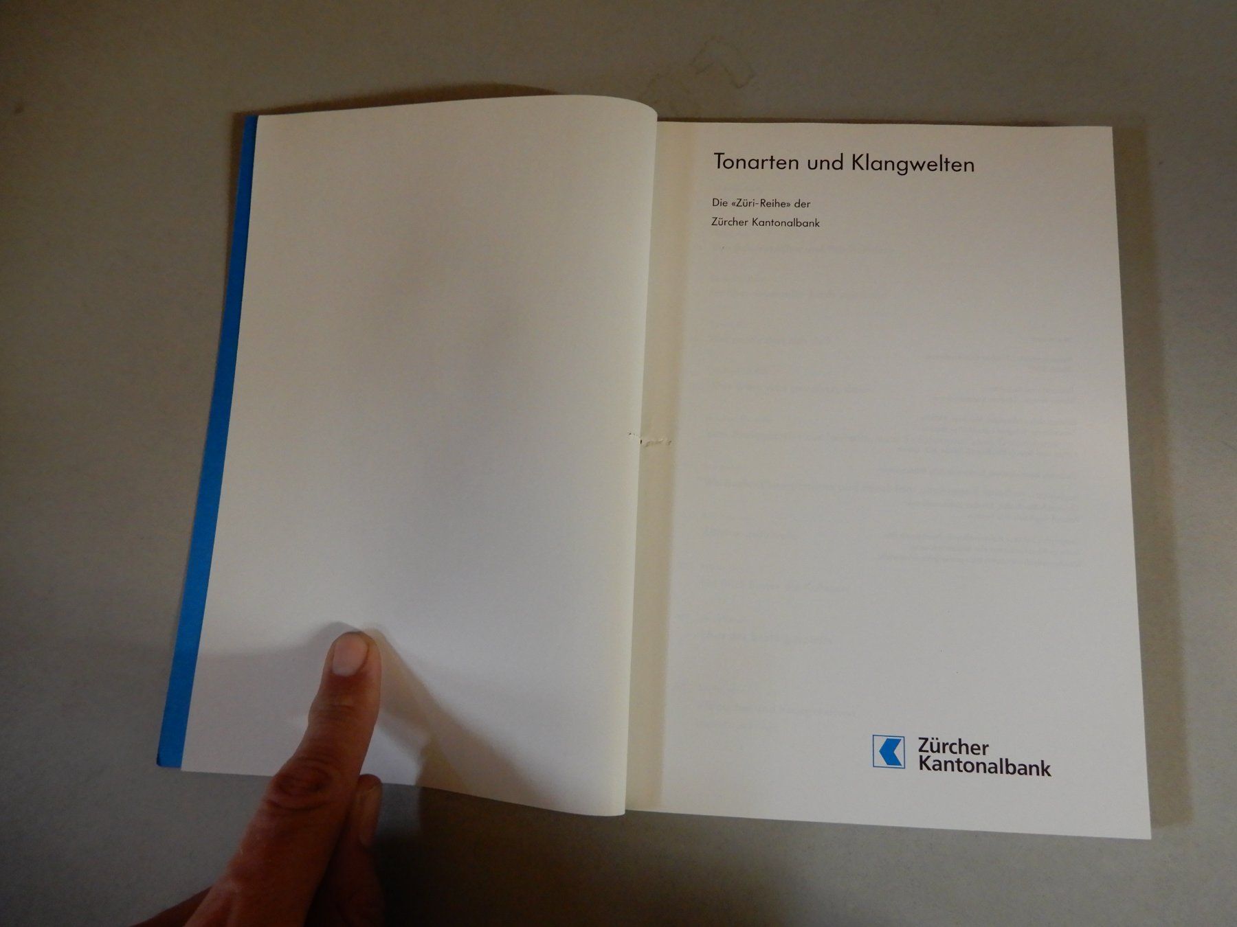 Libri: ZKB Jubiläumsbuch "Tonarten und Klangwelten" mit CD – Usato da Erstfeld venduto da Mario_boe0 1