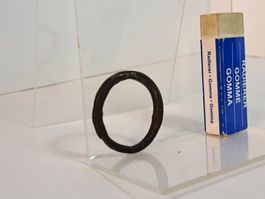 1 schöner antiker Ring, D3.8cm, Schmiedeisen (LOT790#AEW0)