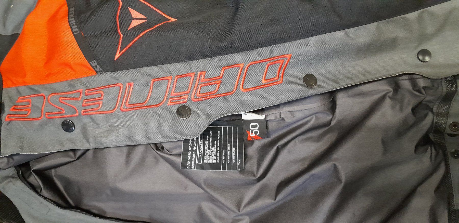 Dainese Lotti di vestiti: Dainese Motorradkombi – Usato da Rothrist venduto da lipen 1