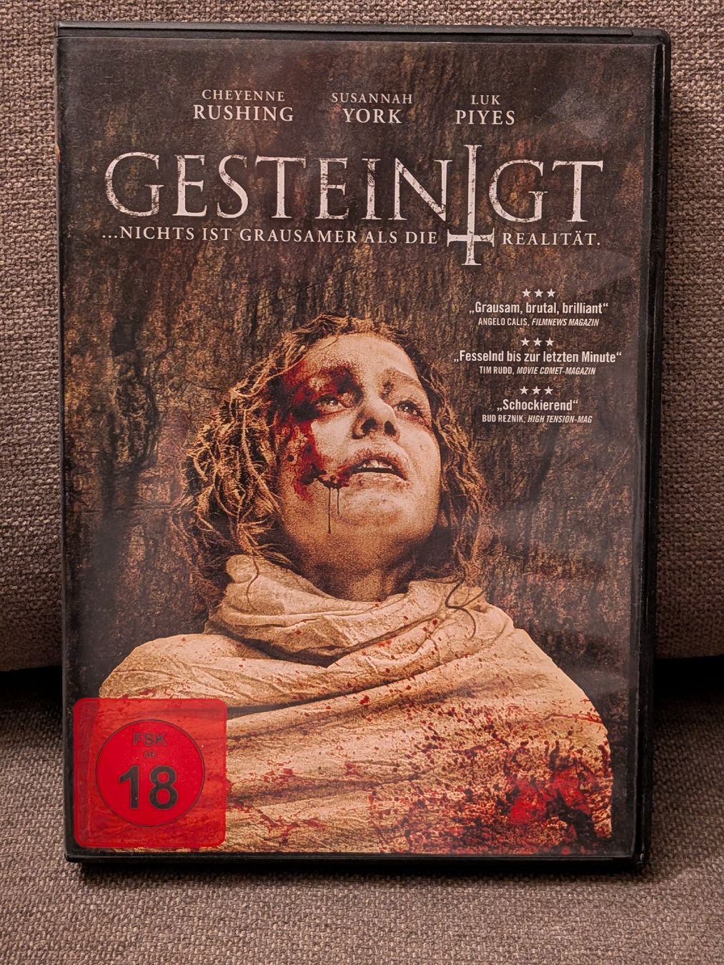 Tutti i DVDs: DVD: GESTEINIGT – Usato da Schötz venduto da pemali
