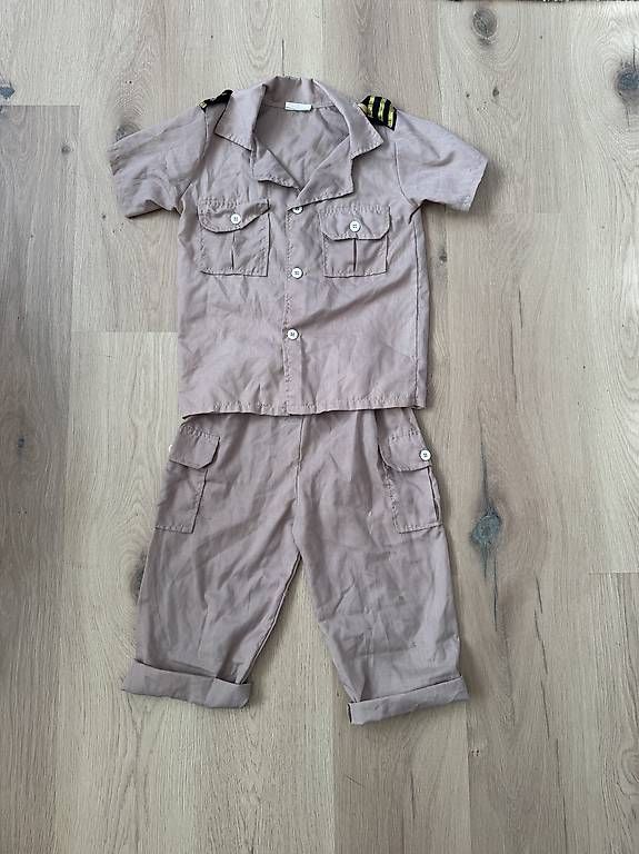 Costumi: Cooles Safari Kostüm Grösse 122 – Usato da Buchs ZH venduto da crazyhandbaggirl123 2
