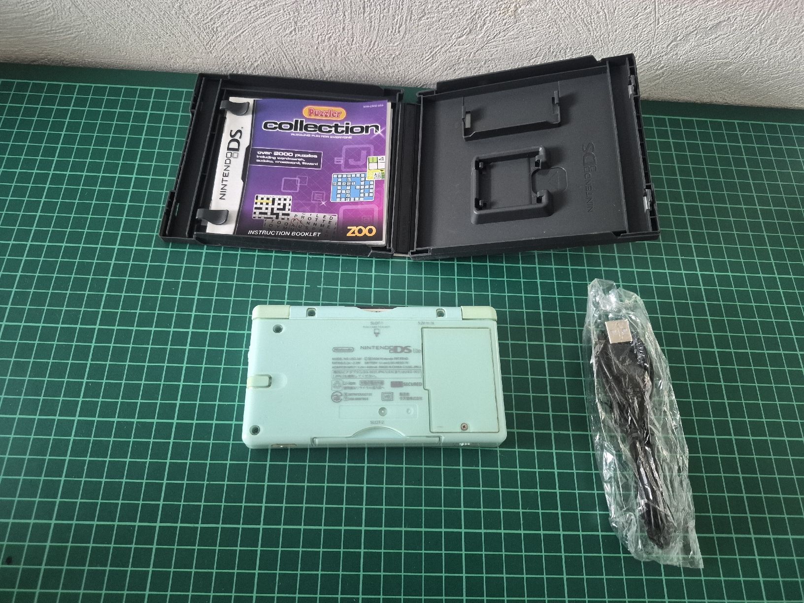 Nintendo Konsolen: Nintendo DS Lite - Ice Blue + Puzzle Collection Game! – Gebraucht aus Meyrin von Retro-GZ 5