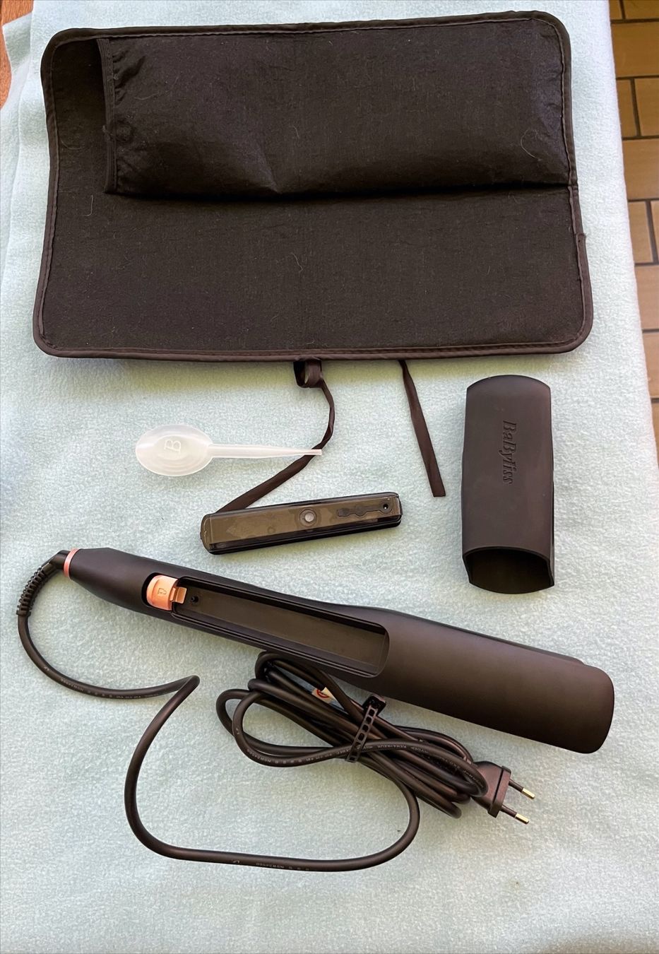 Accessori per capelli: Piastra a vapore per capelli BaByliss – Usato da Lugano venduto da Caroline88 1