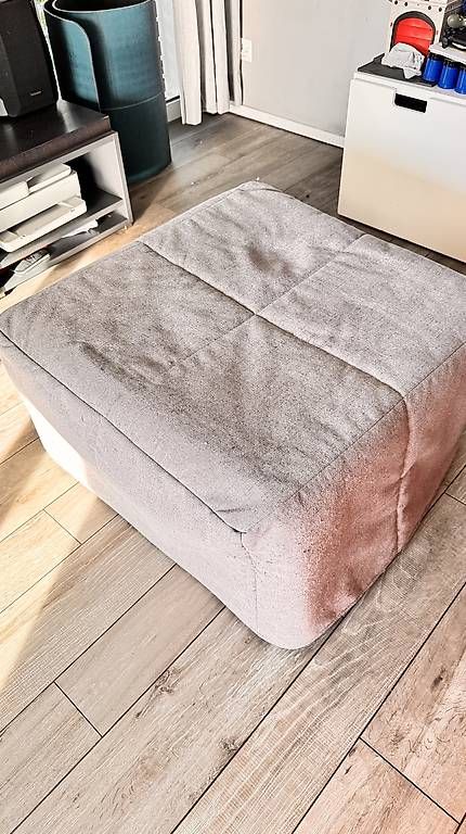 Letti: Pouf/letto trasformabile 100x100 – Usato da Balerna venduto da tagliamarco