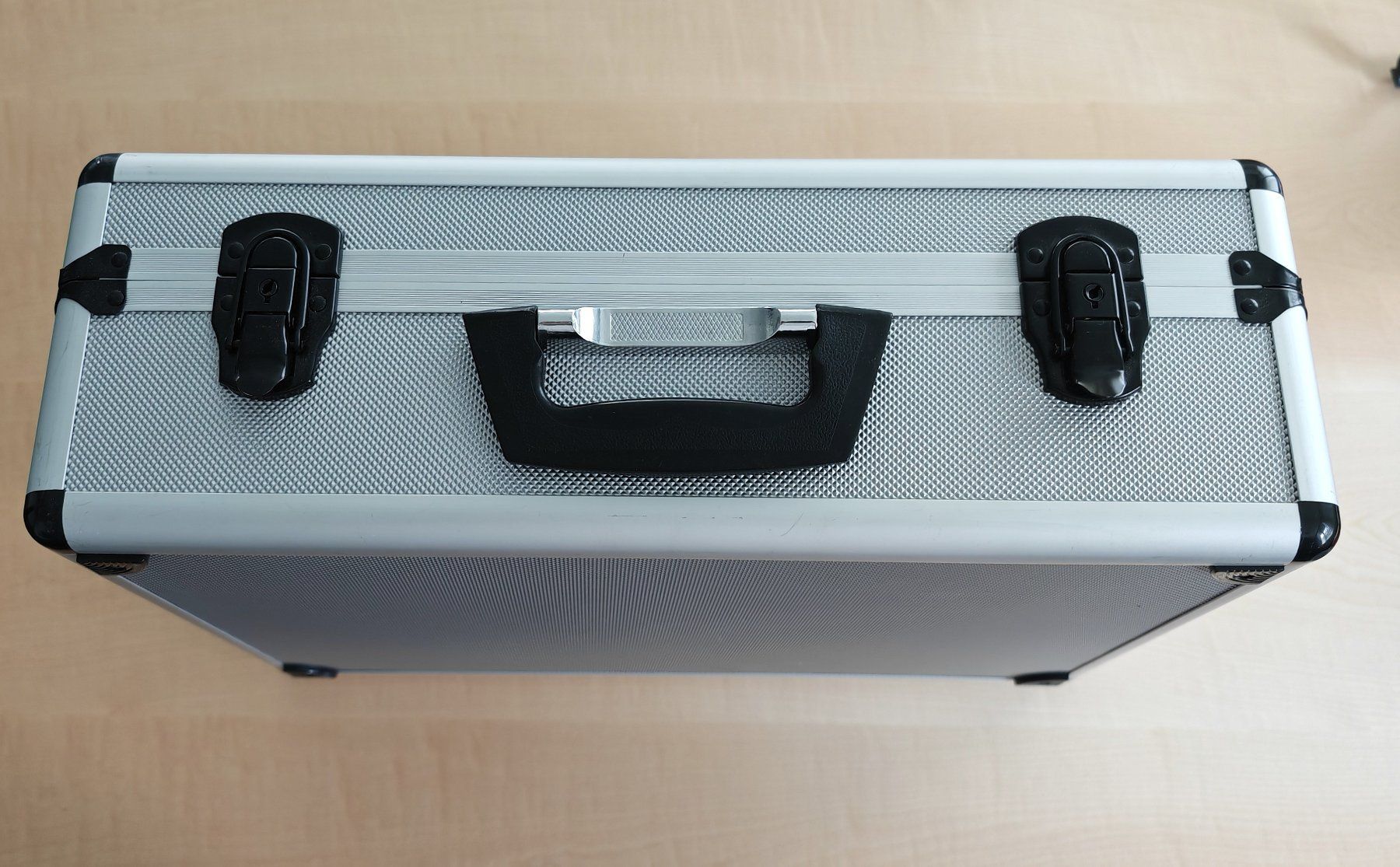 Valises de voyage: Moderatorenkoffer mit Inhalt – D'occasion à Pfäffikon SZ par smartswiss17 1