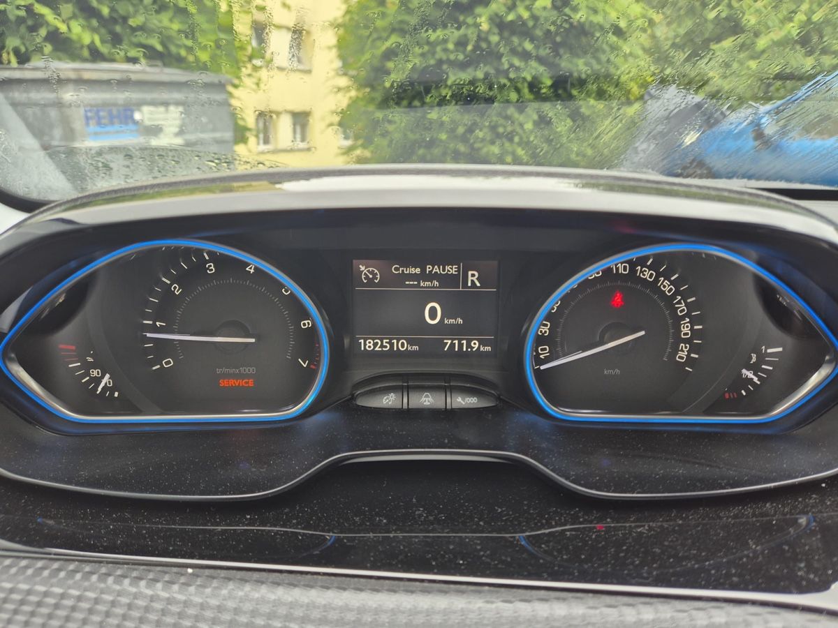 Peugeot Autos: Peugeot 2008 – Gebraucht aus Uzwil von and_z5g9 5