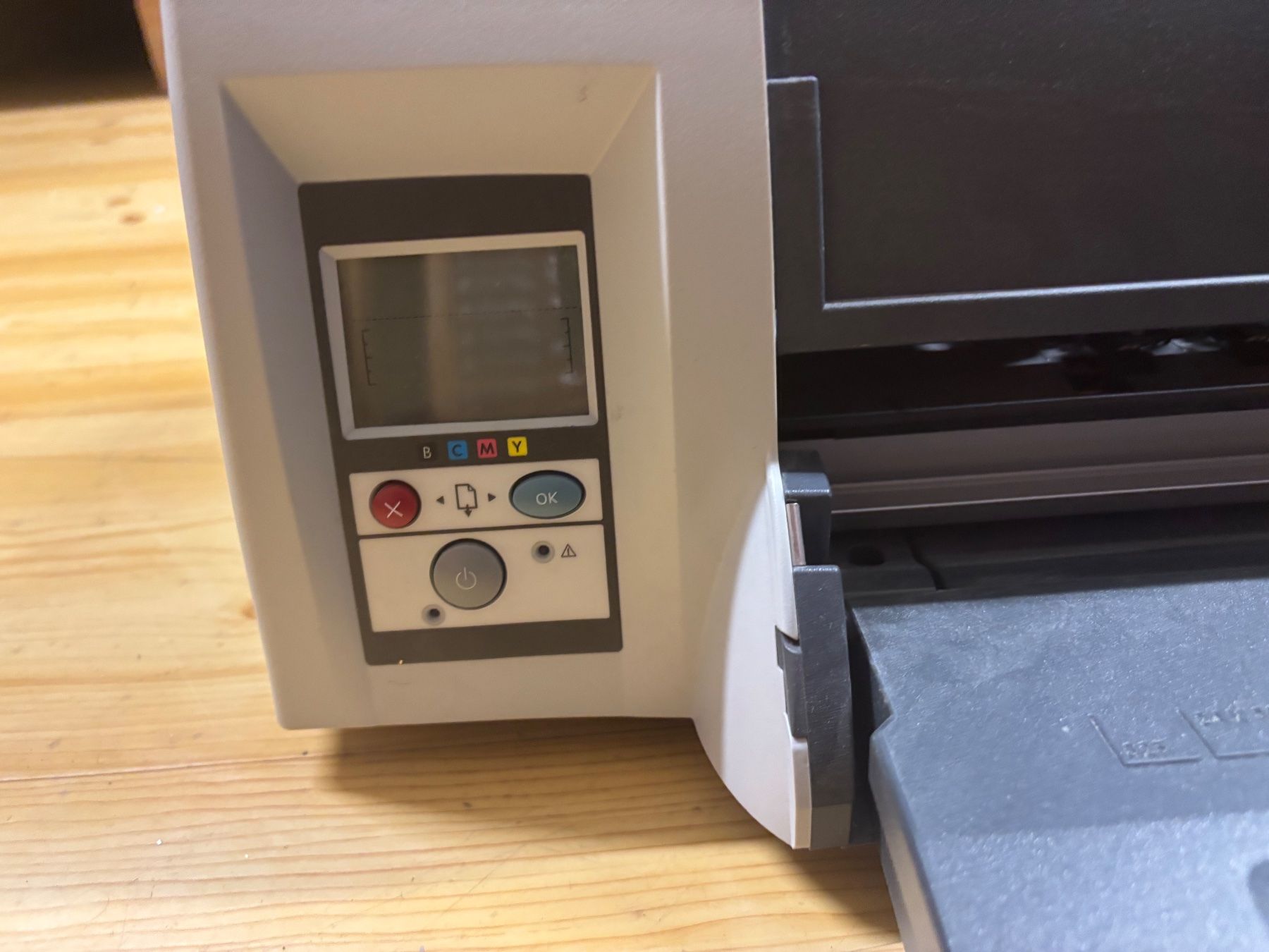 Hewlett Packard Stampanti: HP DesignJet 111 Grossformatdrucker – Usato da Oberdorf BL venduto da piano29mar 2