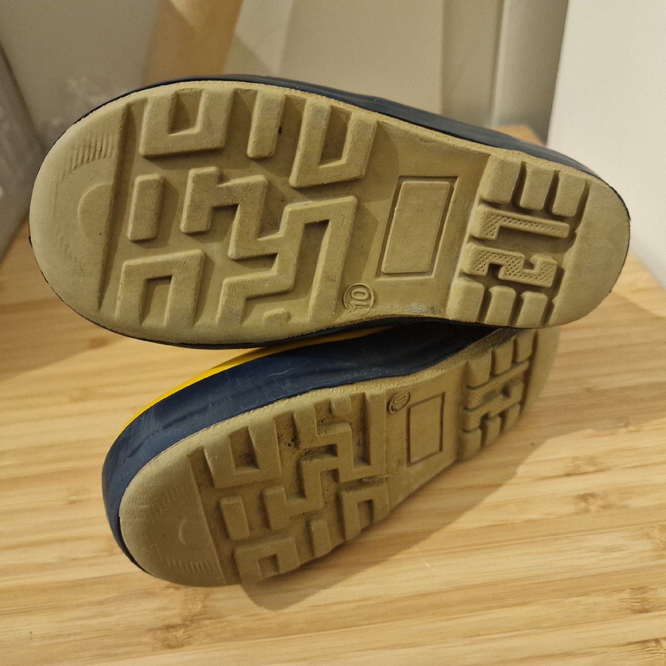 Scarpe per ragazzi: Yellow Rain Boots kids 27 Pendleton – Usato da Muri AG venduto da MrsRami 2