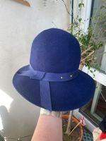 Chapeau femme bleu marine taille M état neuf
