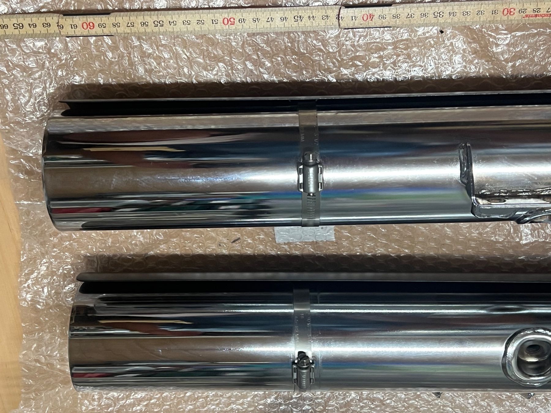 Harley-Davidson Sistemi di scarico: Harley Endschalldämpfer, Auspuff, original – Usato da Bubendorf venduto da Wildenstein02 4