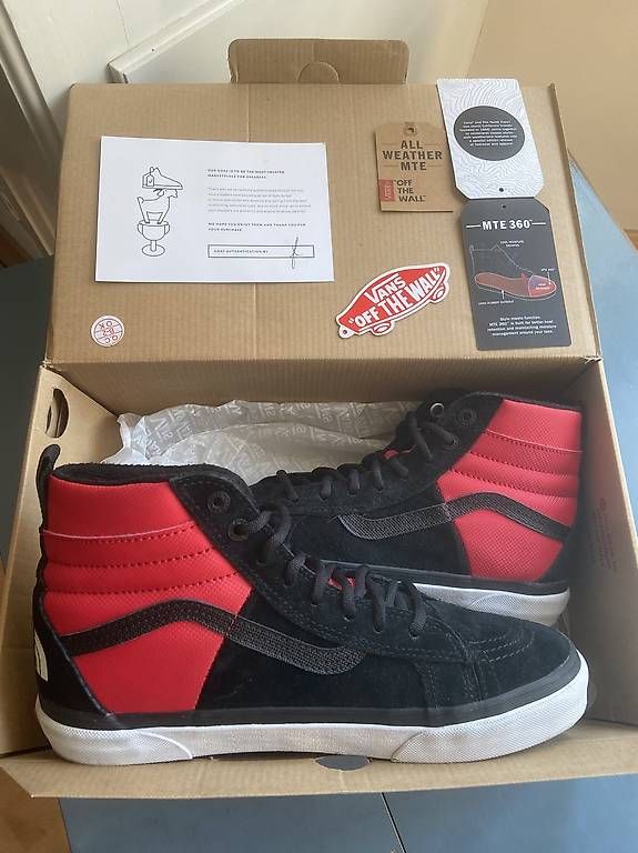 Scarpe da uomo: Vans x The North Face – Usato da Luzern venduto da gianschweizer