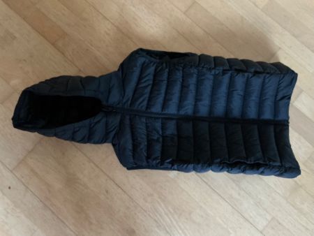 Weste Gilet schwarz warm und leicht Gr.140