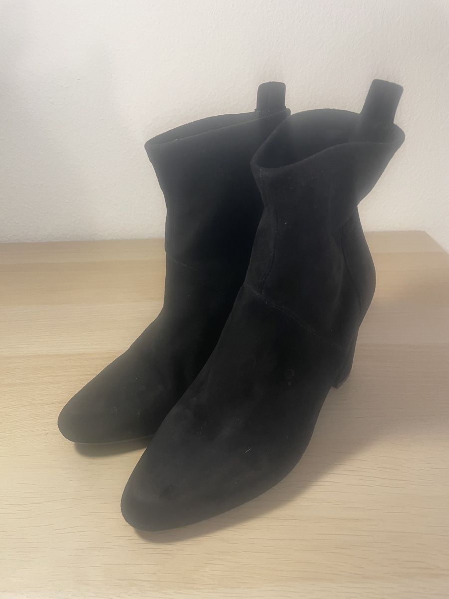 Damenschuhe: Schwarzer Wildleder-Stiefel, Größe 37 – Gebraucht aus Schlieren von tam_6fl5 3