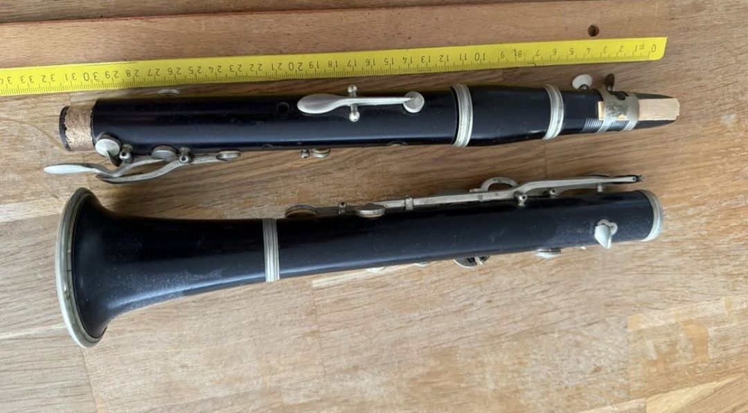 Strumenti musicali: Klarinette gebraucht. – Usato da Lachen SZ venduto da mangayummi17 6