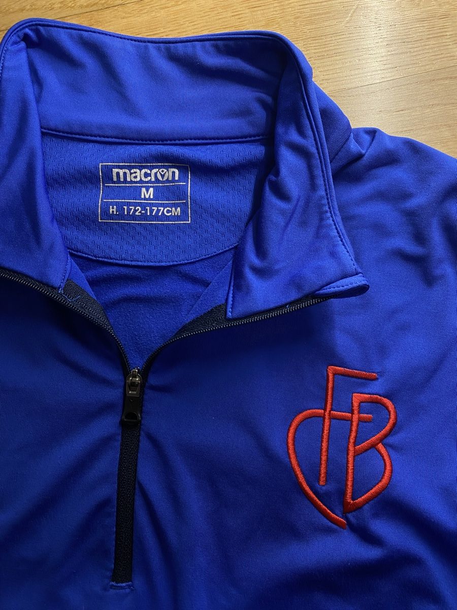 Giacche: FC Basel Trainingsjacke Macron – Usato da Basel venduto da niki7v