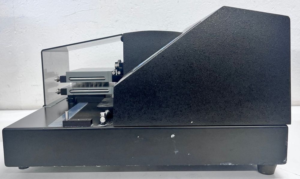 Accessori da laboratorio: BIO-TEK Instruments Microplate Washer ELx405 – Usato da Niederdorf venduto da LeptonAG_Labor 2