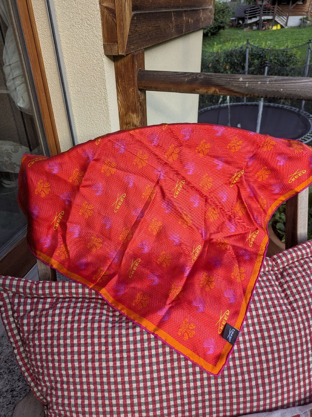Foulards, Tücher & Schals: Beautiful silk square scarf – Neu (gemäss Beschreibung) aus Bruson von emm_65zh