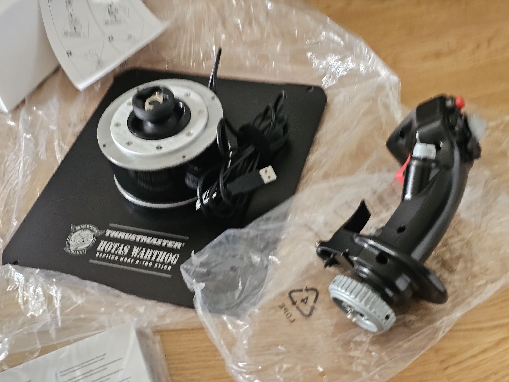Thrustmaster Controller: Ab 1 FR!!! Thrustmaster HOTAS Warthog - wie neu! – Nuovo (secondo la descrizione) da Baden venduto da rob_grh6 3