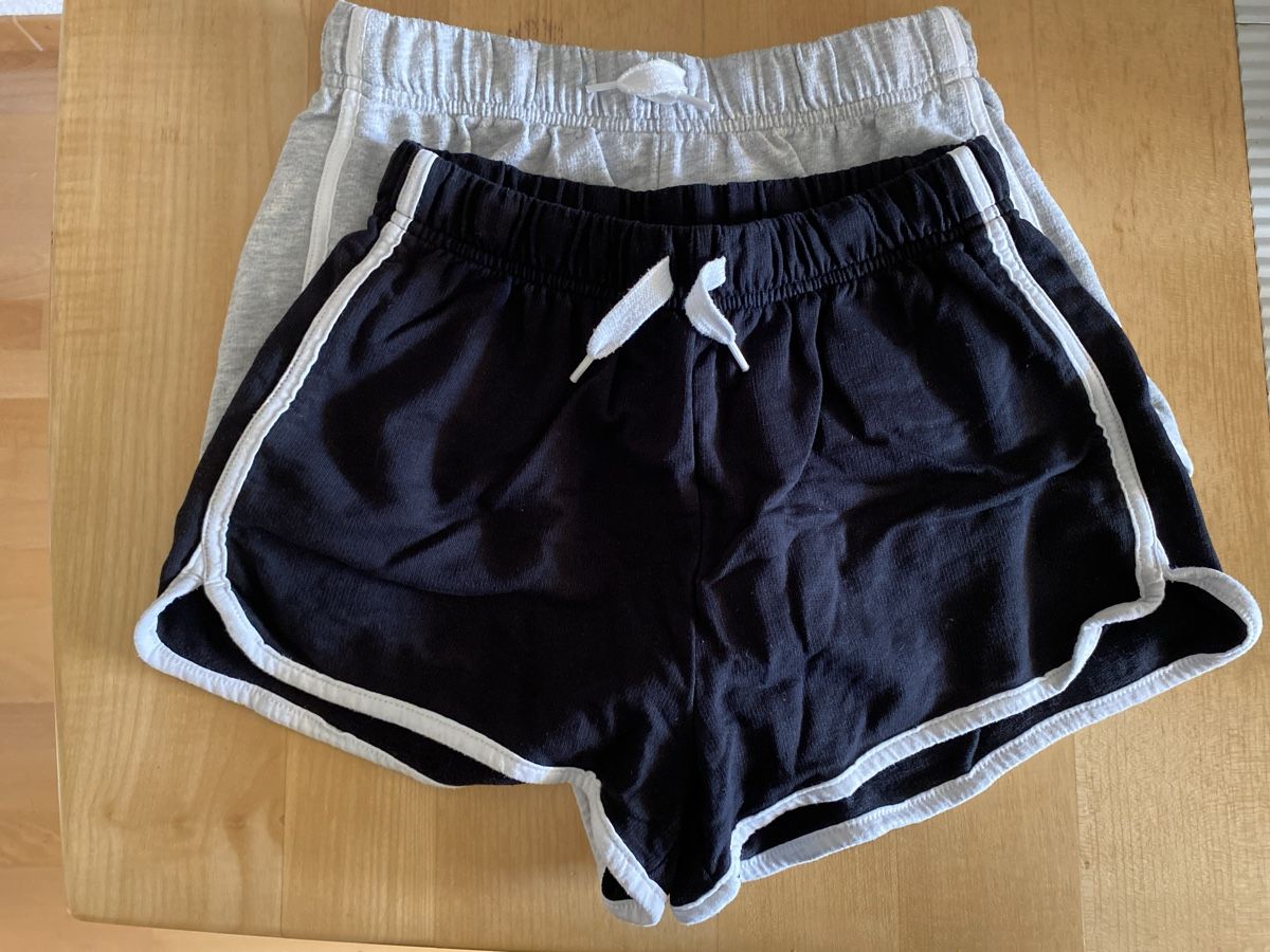 H&M Pantaloni: Stoffhosen Gr. 152 – Usato da Illnau venduto da Dodo115