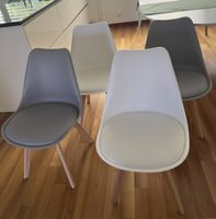 Esszimmerstühle 4er Set Weiss Grau Holzfüsse guter Zustand