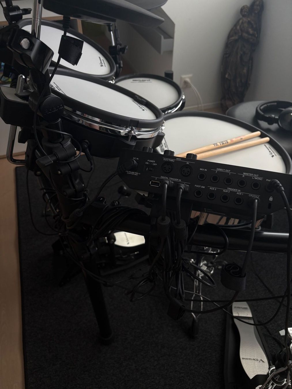 Roland Strumenti musicali: Roland TD-27KV E-Drum Kit – Nuovo (secondo la descrizione) da Nürensdorf venduto da roeschger6 1