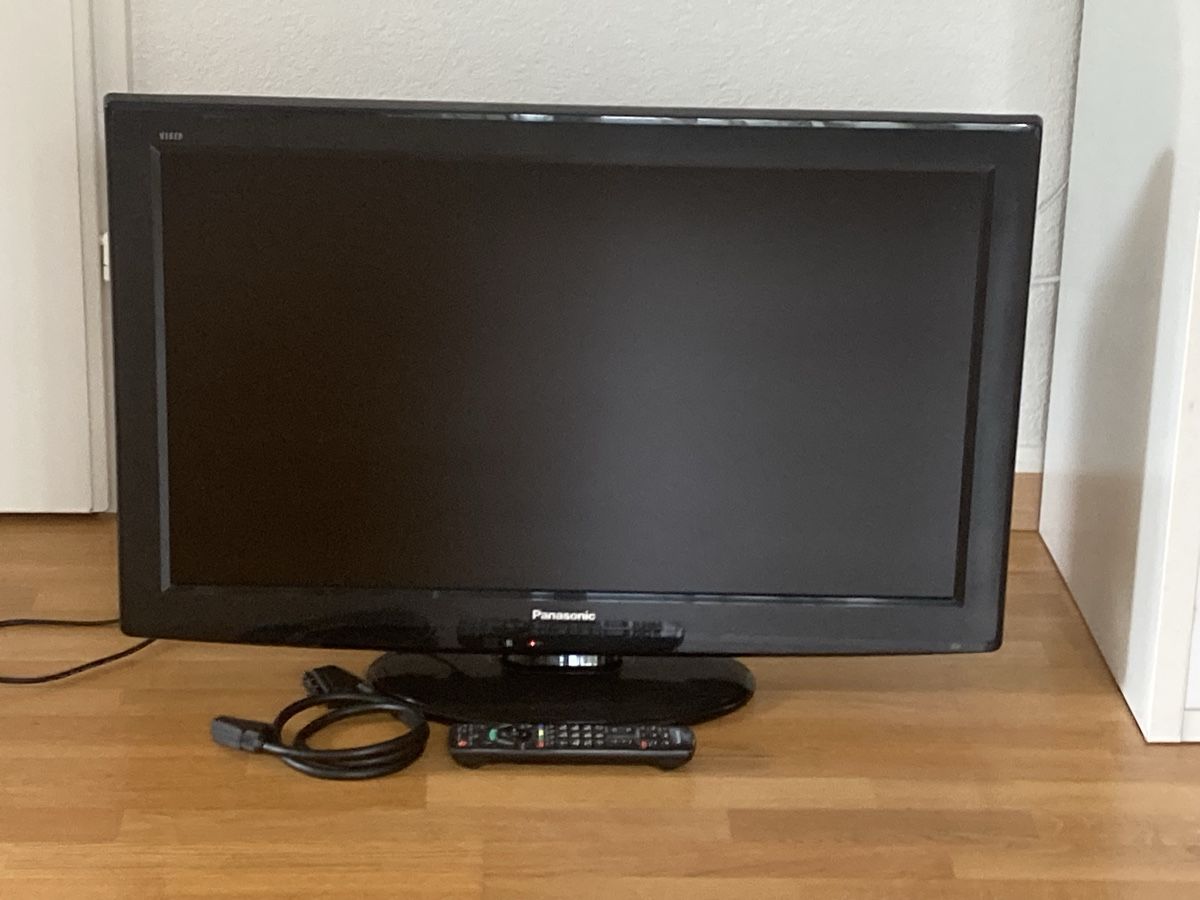 Panasonic Televisori: Panasonic TX-L32X20E – Usato da Winterthur venduto da OlesyaKr