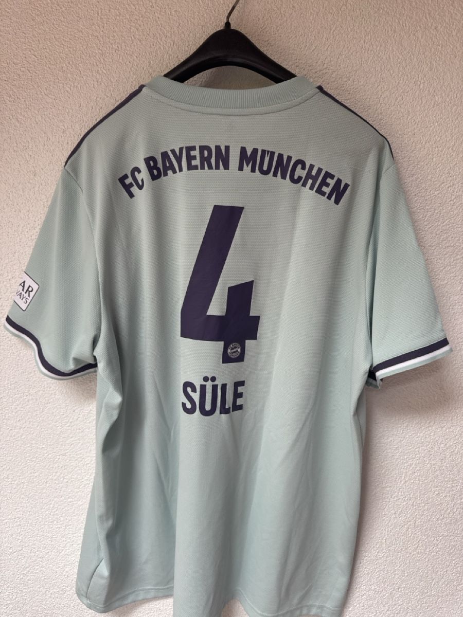 Canottiere & Pantaloni: Fc Bayern Trikot #4 Süle – Usato da Gebenstorf venduto da Retroshirt 1