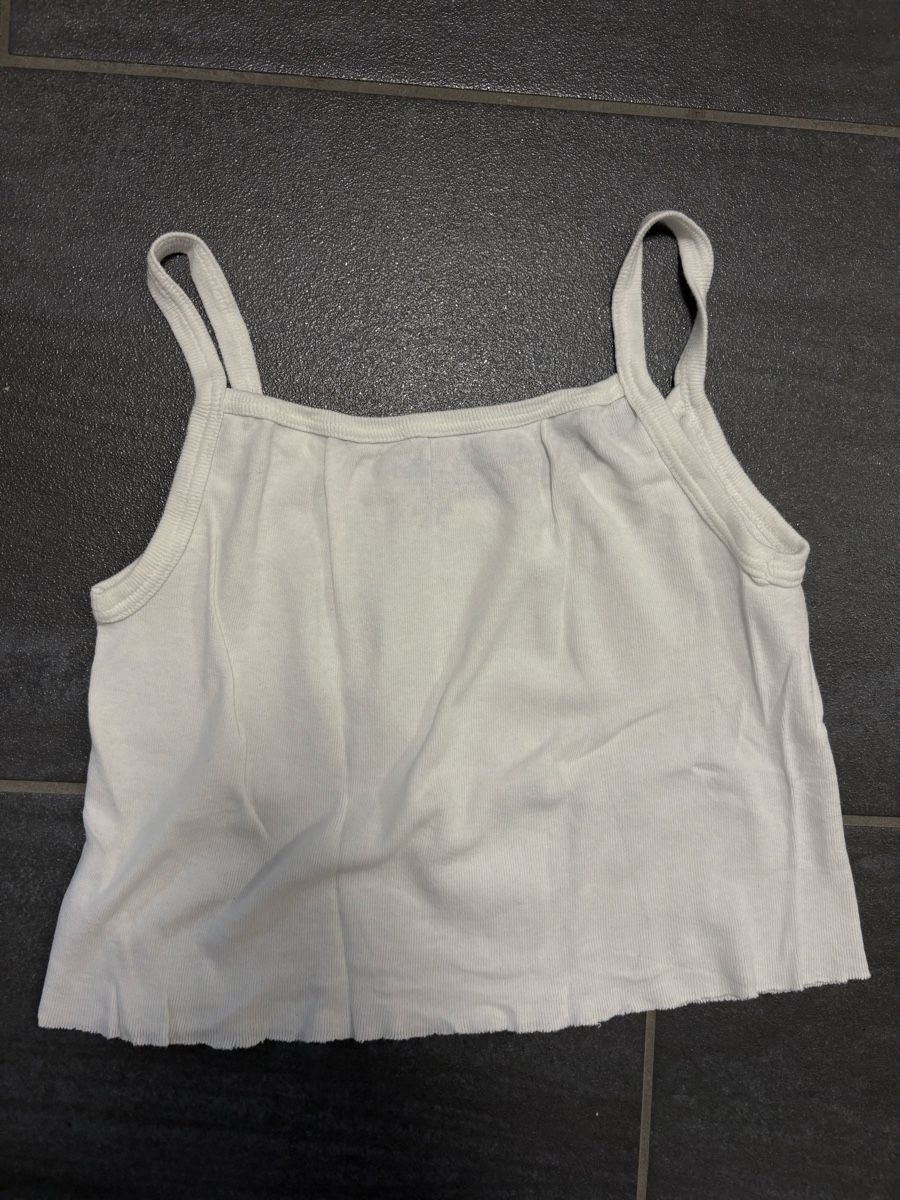 Brandy Melville Top: Vintage Brandy Melville Top – Usato da Rümlang venduto da svent 3
