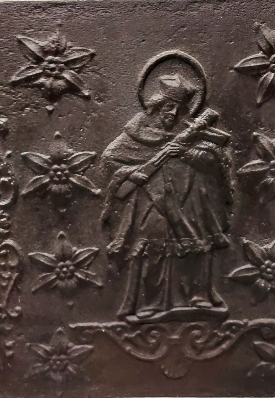 Camini: Antike eiserne Kaminplatte mit christlichen Heiligen – Nuovo (secondo la descrizione) da Meilen venduto da Verschiedenes123 1