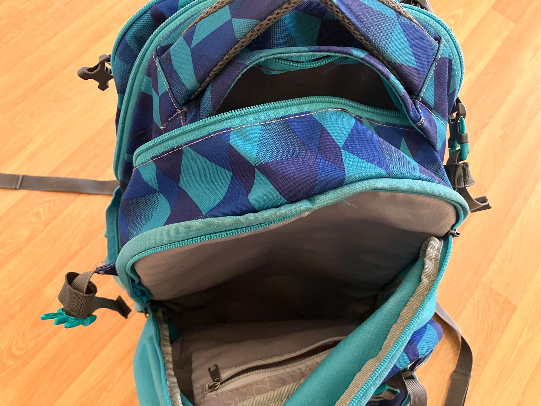 Satch Rucksäcke: Satch Schulrucksack türkis+blau – Gebraucht aus Winterthur von Risdo 3