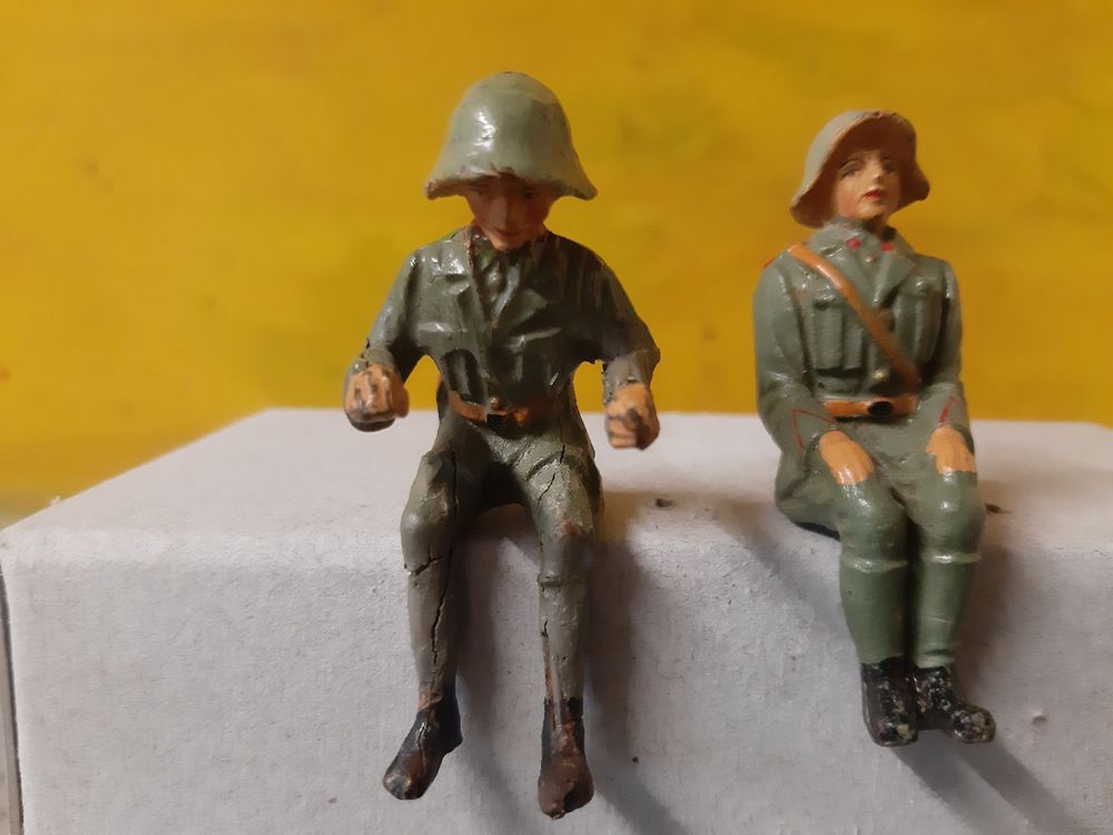 Elastolin Jouets: Soldats assis Elastolin – D'occasion à Monthey par Jmbois 2