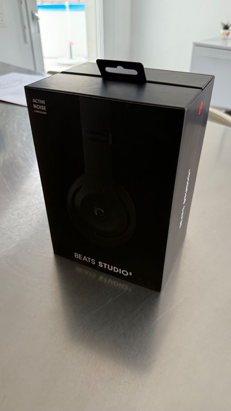 Beats Casques audio: Beats Studio 3 – D'occasion à Bourguillon par not_8ntm 5