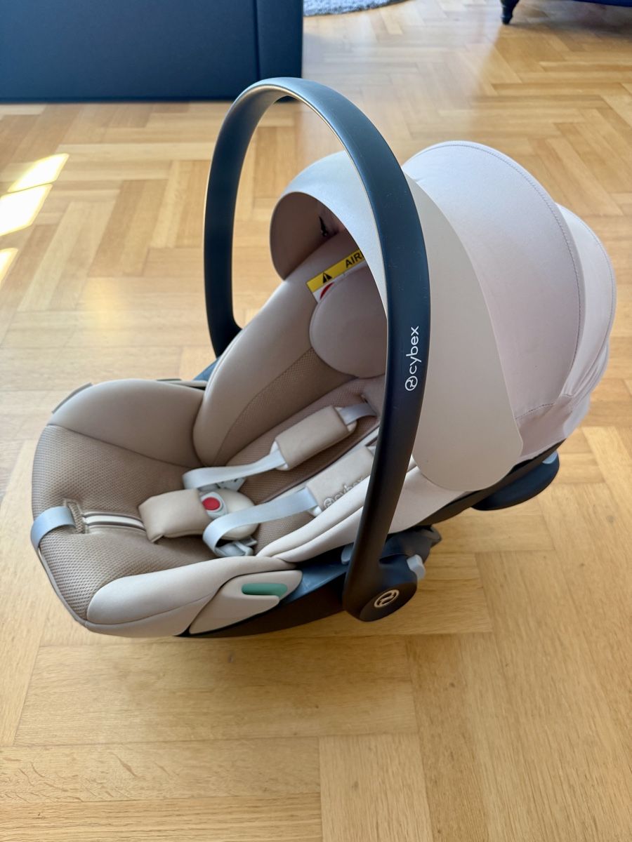 Cybex Sièges auto: Cybex Kindersitz + Isofix – D'occasion à Herrliberg par milkiway93 1
