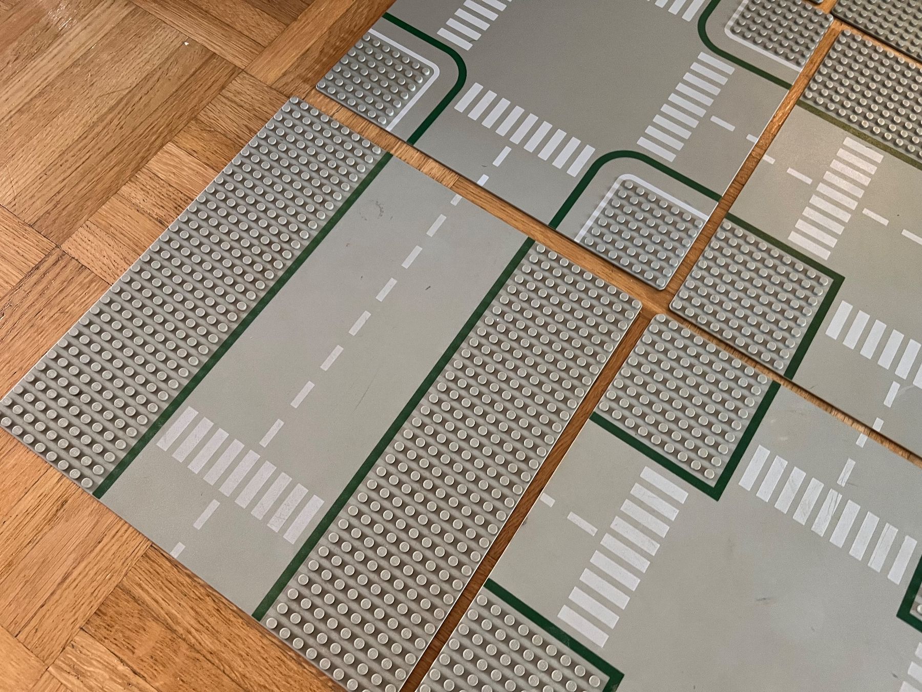 Lego Spielzeuge: LEGO Grundplatten und Strassenplatten – Gebraucht aus Steffisburg von Mamschi 3