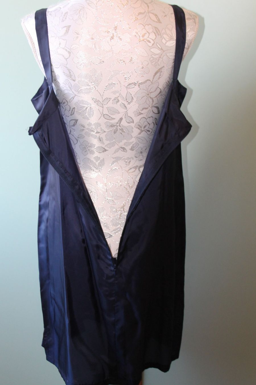 Vestiti: Kleid – Usato da Schaan venduto da antikes_und_kurioses 2