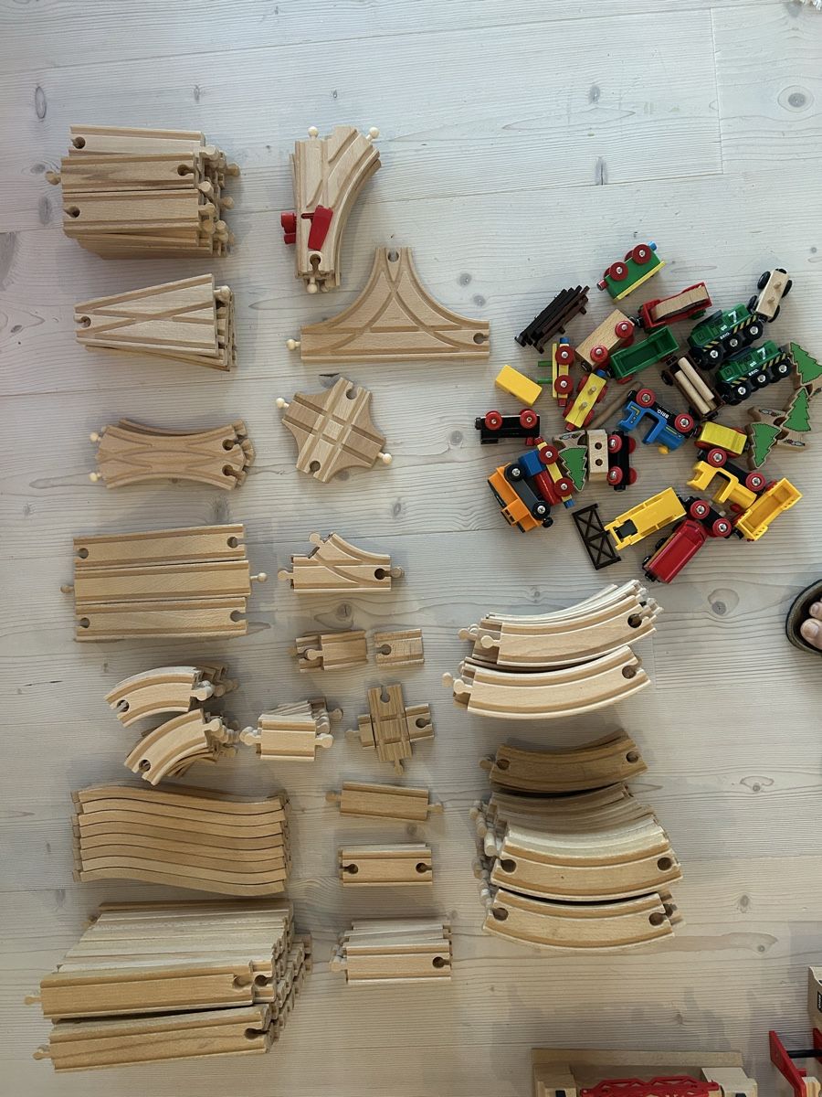 Brio Spielzeuge: Holz Brio Eisenbahn , perfektes Weihnachtsgeschenk – Gebraucht aus Rupperswil von Irene12 1