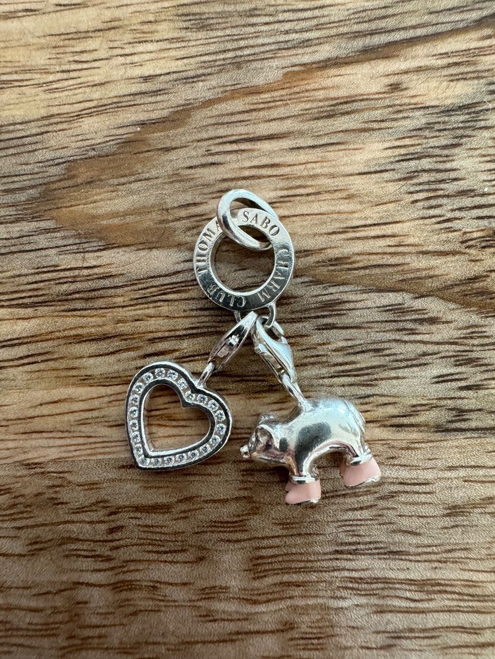Thomas Sabo Ciondoli: Thomas Sabo Anhänger mit Charms – Usato da Frauenfeld venduto da trouvaille_8500