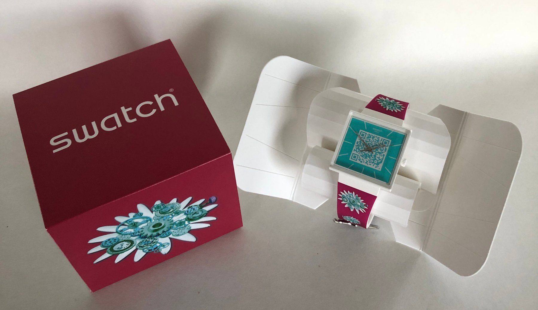 Swatch Orologi: SWATCH SO34Z104 - Aktionärsgeschenk 2025 - QR Code – Nuovo e nell'imballaggio originale da Appenzell venduto da Zimiuno 8