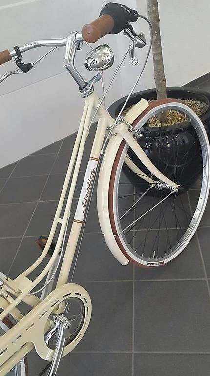 Velos: Damenvelo im Vintage Stil – Gebraucht aus Lyssach von Hoferbike 3