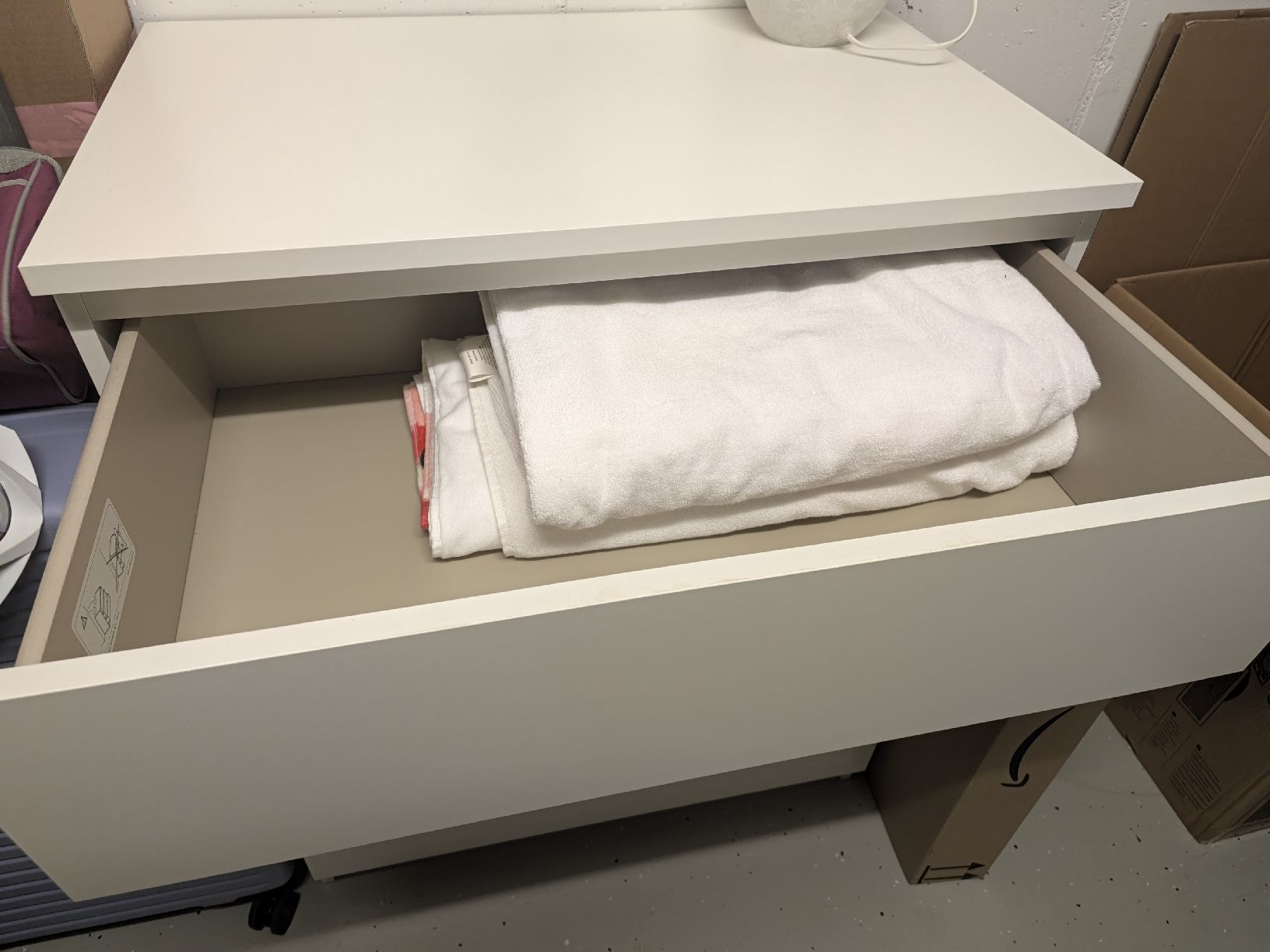 Armadi: Malm IKEA - White – Usato da Zug venduto da skl_mpp8 1