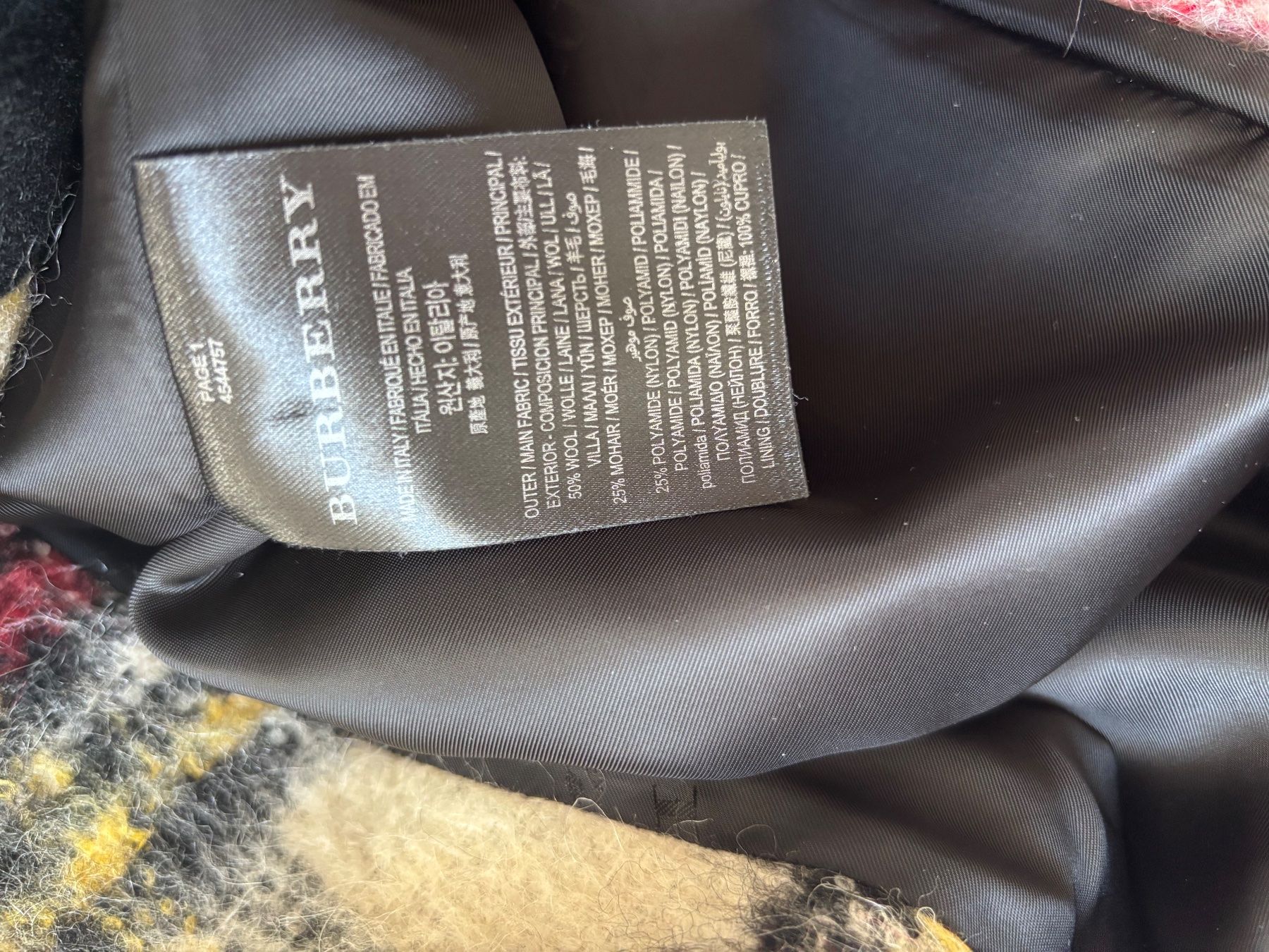 Burberry Cappotti: BURBERRY  Wolllmantel Karo, oversized CH 34 – Nuovo (secondo la descrizione) da Herrliberg venduto da mayfi 9