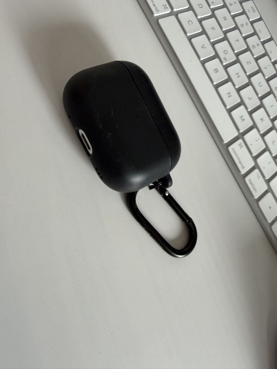 Apple Cuffie: Apple AirPods Pro 2nd Gen. MagSafe USB-C – Nuovo (secondo la descrizione) da Ittigen venduto da jimmy_ 3