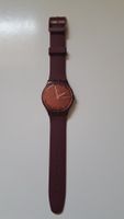 Swatch Burgundy Rebel SUOR702, comme neuve, 40mm