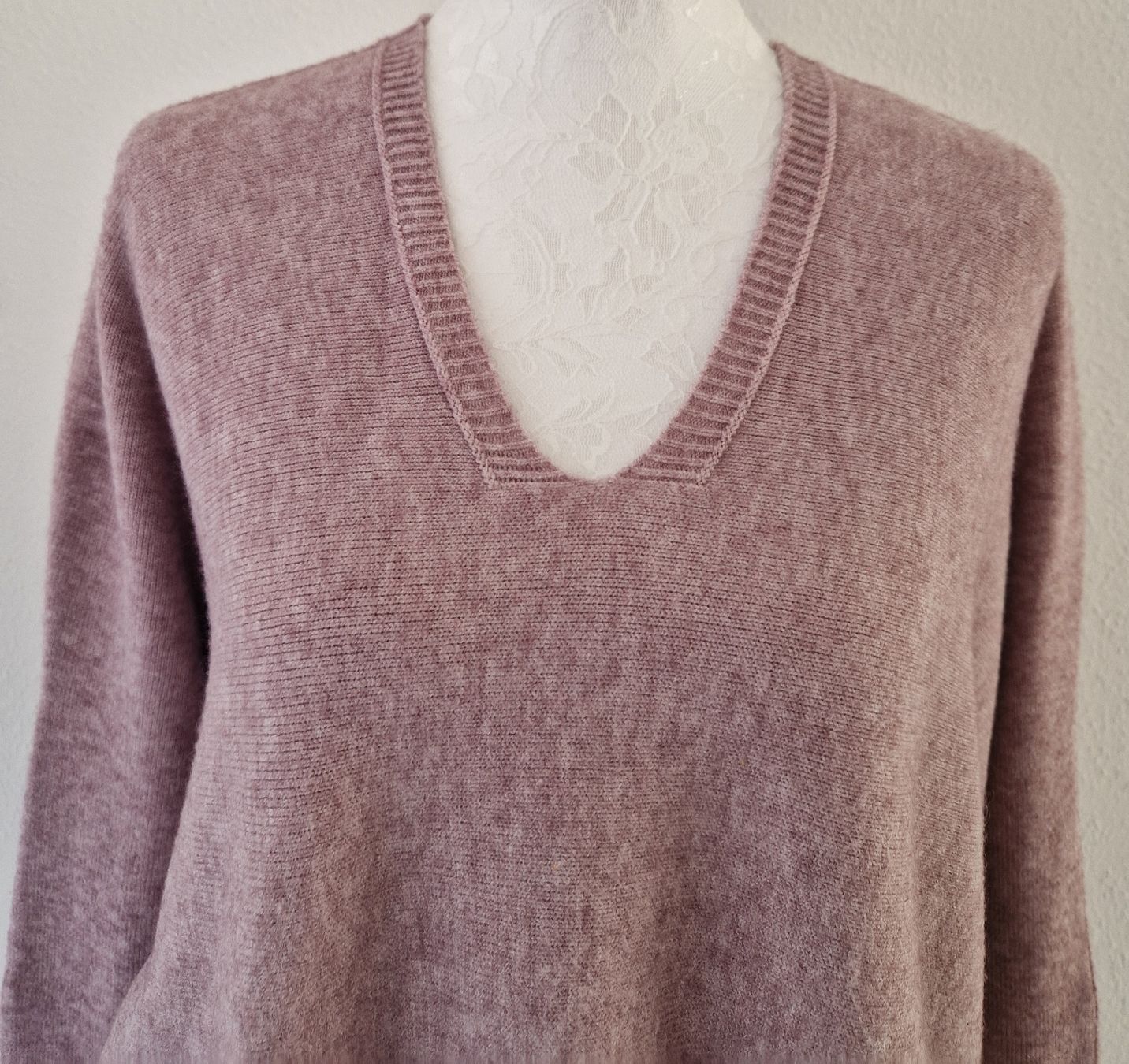 Maglioni & Felpe: PULLOVER  – Nuovo e nell'imballaggio originale da Camorino venduto da JPHANDMADE1 1