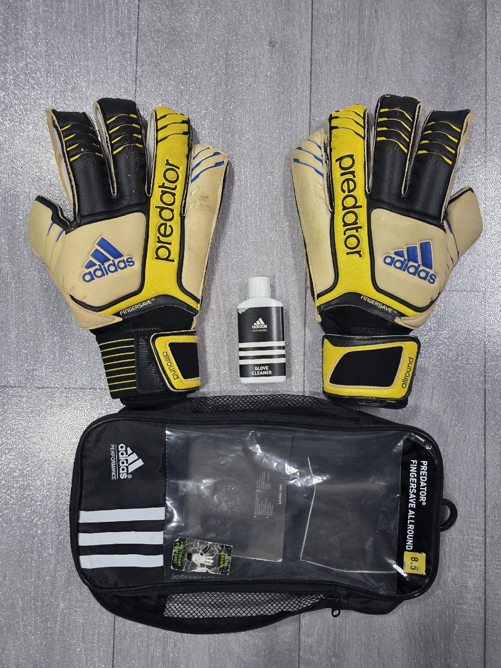 Adidas Guanti & manicotti: Torhüter Handschuhe "adidas Predator Fingersave Allround" – Usato da Siebnen venduto da BTDS