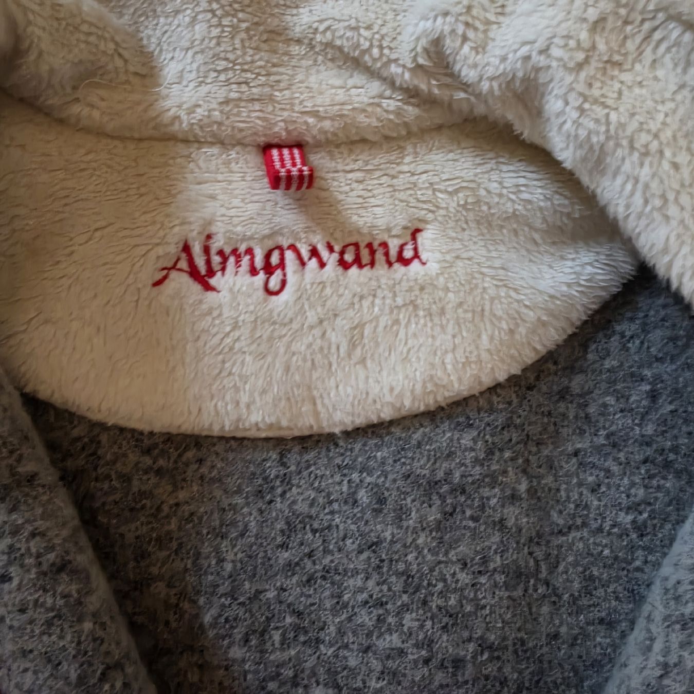 Almgwand Giacche: Almgwand Jacke – Usato da St. Niklaus VS venduto da BrittaR 2